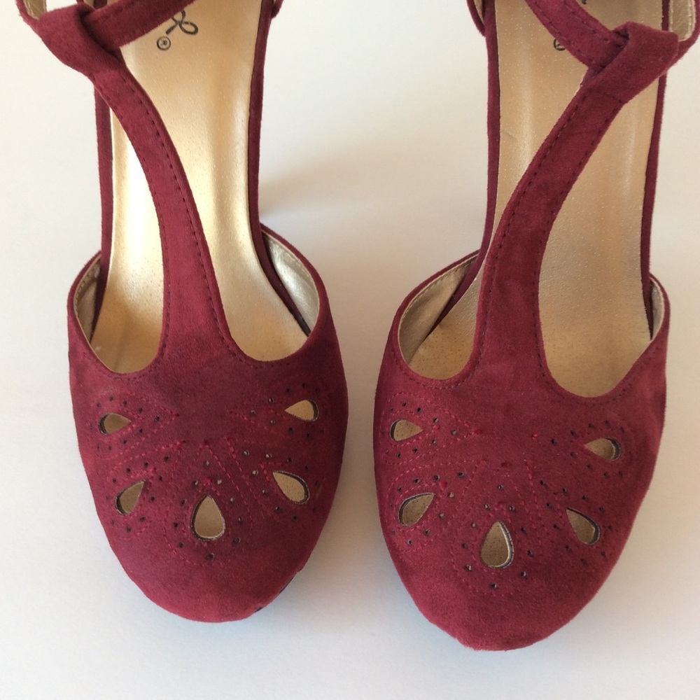 Modcloth Vintage T-strap Heels
